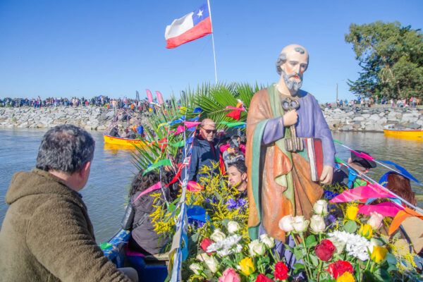 (Fotos) CelebraciĂłn de San Pedro en Caleta Alto del Rey: TradiciĂłn y DevociĂłn Marinera